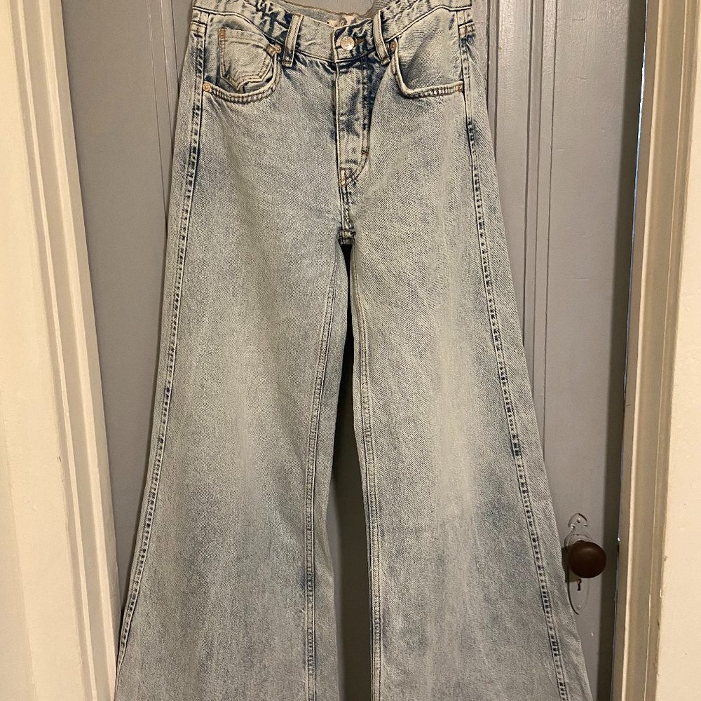 NWOT Free People Lovefool Low Rise Wide Leg Jeans (Size 24 / True Blue) - Picture 4 of 9
